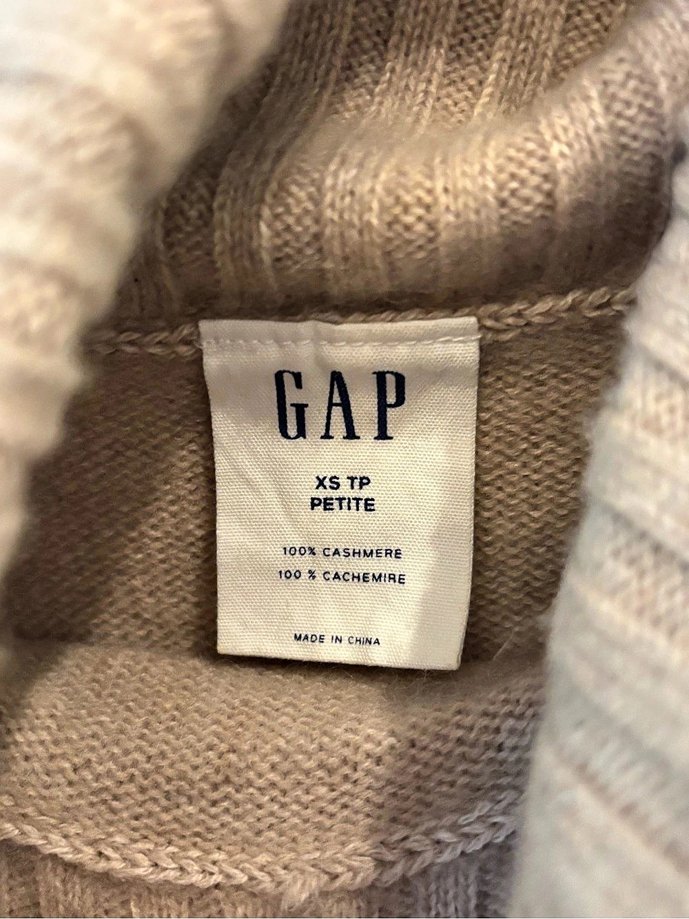 Gap Cashmere Turtleneck Sweater in Brown XS - Picture 3 of 5